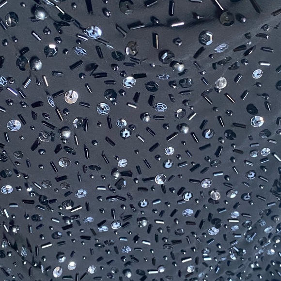 Women’s beaded cocktail dress - Picture 4 of 8